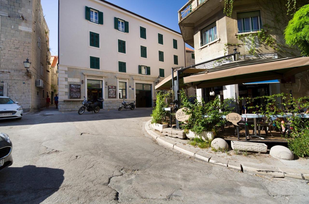 Lamenta Hotell Split Eksteriør bilde